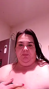 Snapshot of Niny84 chatting on January 15, 2025, 6:19 pm Niny84 online show from January 15, 2025, 6:19 pm