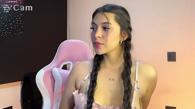 Snapshot of samara_lamm chatting on December 24, 2024, 9:17 am samara lamm online show from December 24, 2024, 9:17 am