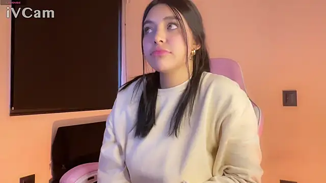 Snapshot of samara_lamm chatting on February 1, 2025, 10:12 pm samara lamm online show from February 1, 2025, 10:12 pm