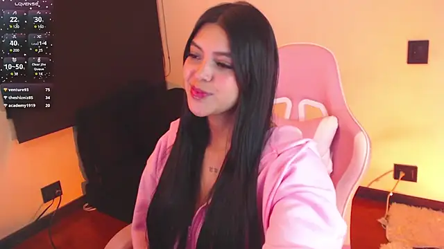 Snapshot of samara_lamm chatting on December 18, 2024, 6:53 am samara lamm online show from December 18, 2024, 6:53 am