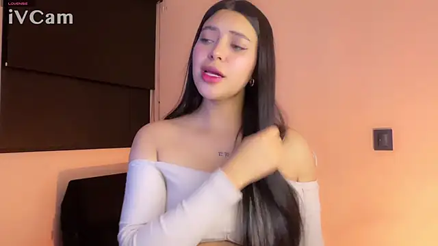 Snapshot of samara_lamm chatting on February 5, 2025, 11:28 pm samara lamm online show from February 5, 2025, 11:28 pm