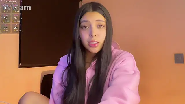 Snapshot of samara_lamm chatting on January 30, 2025, 11:24 pm samara lamm online show from January 30, 2025, 11:24 pm