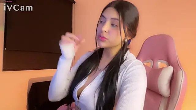 Snapshot of samara_lamm chatting on February 20, 2025, 12:52 am samara lamm online show from February 20, 2025, 12:52 am