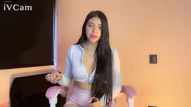 Snapshot of samara_lamm chatting on February 2, 2025, 10:06 pm samara lamm online show from February 2, 2025, 10:06 pm