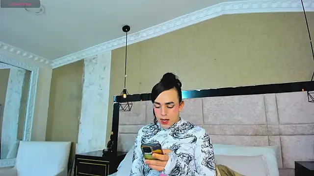 Snapshot of JustinePerry chatting on February 28, 2026, 4:12 am JustinePerry online show from February 28, 2026, 4:12 am