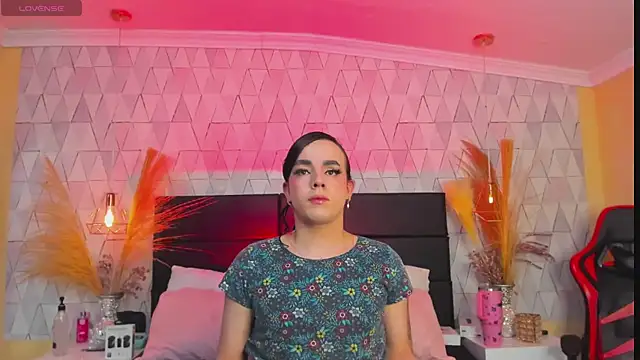 Snapshot of JustinePerry chatting on February 14, 2026, 4:02 am JustinePerry online show from February 14, 2026, 4:02 am