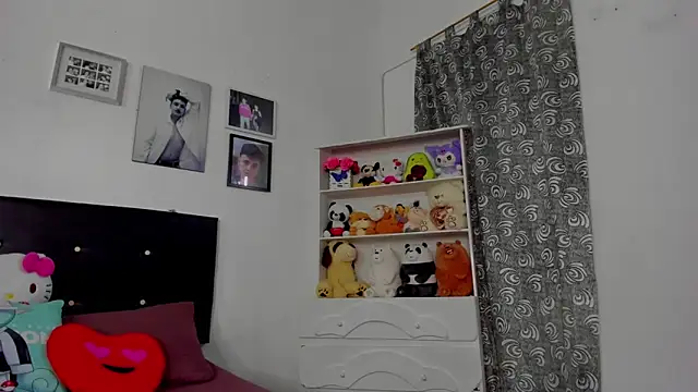 megan 100 online show from December 14, 2025, 6:35 pm