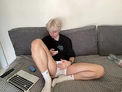 Snapshot of metratok chatting on March 7, 2025, 11:07 am metratok online show from March 7, 2025, 11:07 am