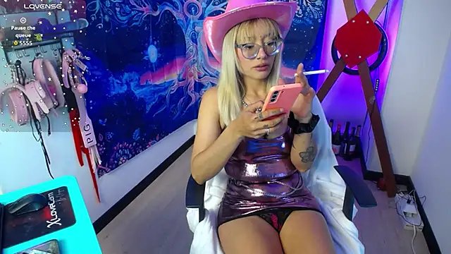 911Calling online show from November 12, 2025, 8:45 pm