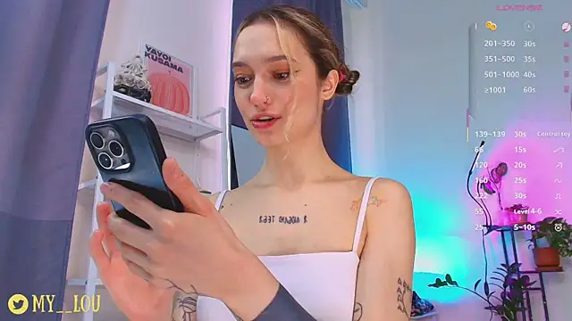 Snapshot of MyLou_ chatting on May 13, 2026, 3:19 pm MyLou online show from May 13, 2026, 3:19 pm