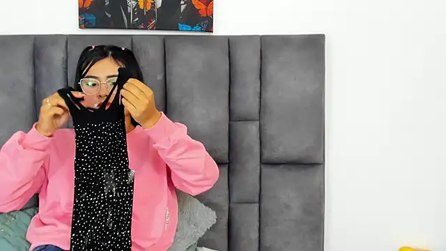 Dulce amg online show from February 14, 2025, 5:14 pm