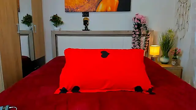 Snapshot of sweetangell69_ chatting on February 3, 2026, 6:22 am sweetangell69 online show from February 3, 2026, 6:22 am