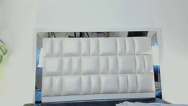 Snapshot of Alhana_pulido chatting on February 25, 2025, 9:26 pm Alhana pulido online show from February 25, 2025, 9:26 pm