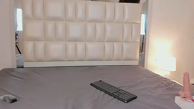 Snapshot of Alhana_pulido chatting on February 10, 2025, 6:35 pm Alhana pulido online show from February 10, 2025, 6:35 pm