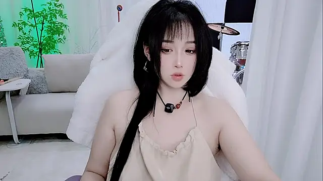 Snapshot of Vaness-a chatting on December 15, 2025, 5:08 pm Vaness-a online show from December 15, 2025, 5:08 pm