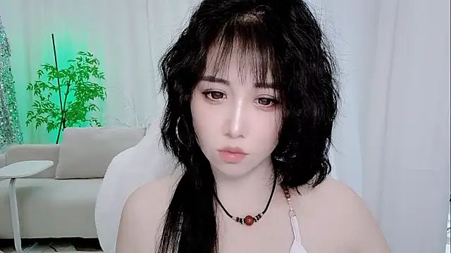 Snapshot of Vaness-a chatting on November 16, 2025, 9:03 am Vaness-a online show from November 16, 2025, 9:03 am