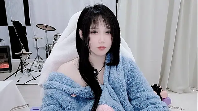 Vaness-a online show from April 7, 2026, 6:54 pm