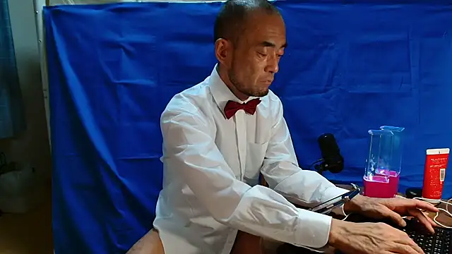 Snapshot of heita_omori chatting on October 7, 2025, 1:23 pm heita omori online show from October 7, 2025, 1:23 pm