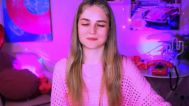 Snapshot of DeboraLarson chatting on March 7, 2025, 1:07 pm DeboraLarson online show from March 7, 2025, 1:07 pm