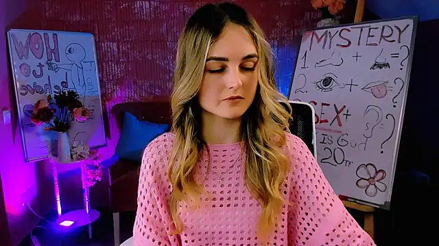 Snapshot of DeboraLarson chatting on February 21, 2025, 11:22 am DeboraLarson online show from February 21, 2025, 11:22 am