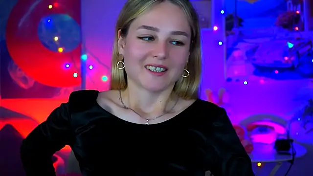 Snapshot of DeboraLarson chatting on October 17, 2025, 4:16 am DeboraLarson online show from October 17, 2025, 4:16 am