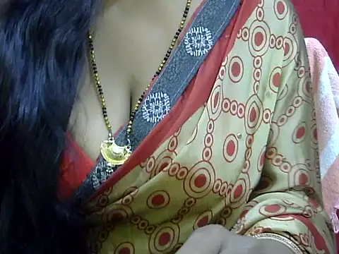 Snapshot of HOT-SEEMAA chatting on November 26, 2025, 8:25 am HOT-SEEMAA online show from November 26, 2025, 8:25 am