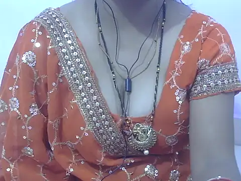 Snapshot of HOT-SEEMAA chatting on May 1, 2026, 6:57 pm HOT-SEEMAA online show from May 1, 2026, 6:57 pm