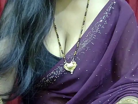 Snapshot of HOT-SEEMAA chatting on November 22, 2025, 7:46 pm HOT-SEEMAA online show from November 22, 2025, 7:46 pm