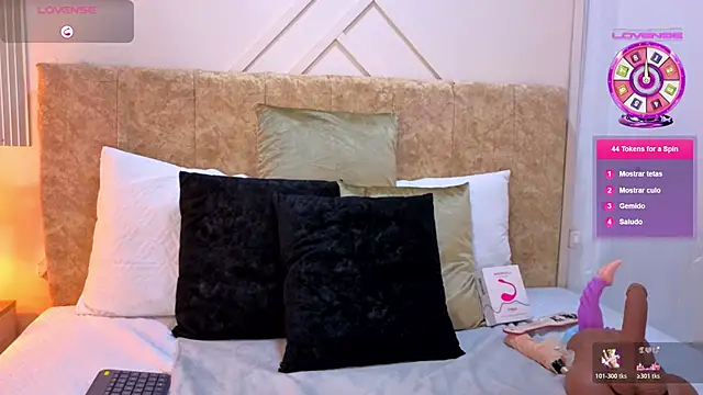 Snapshot of ashley__foxx_ chatting on March 10, 2026, 1:48 pm ashley foxx online show from March 10, 2026, 1:48 pm