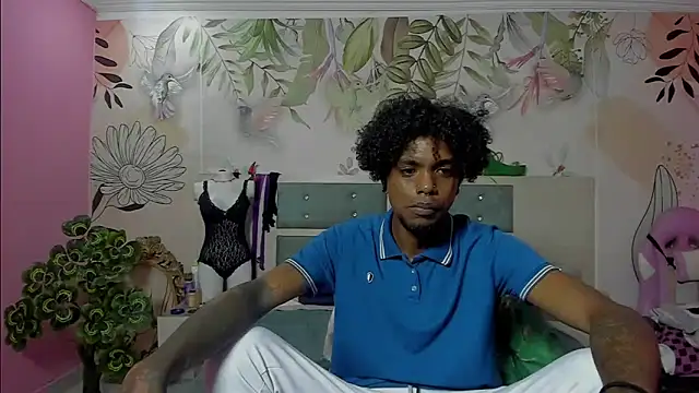 bigblackhotx1 online show from February 7, 2026, 1:08 pm