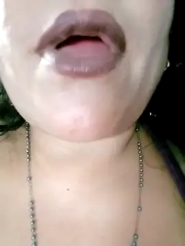 Snapshot of Kasandra02 chatting on March 21, 2025, 4:49 am Kasandra02 online show from March 21, 2025, 4:49 am