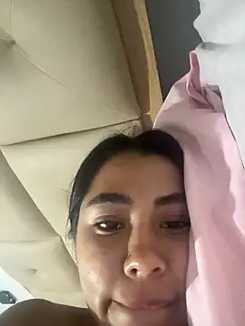 Snapshot of darsha_90 chatting on October 18, 2025, 12:01 am darsha 90 online show from October 18, 2025, 12:01 am