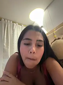 Snapshot of darsha_90 chatting on December 17, 2024, 3:17 am darsha 90 online show from December 17, 2024, 3:17 am