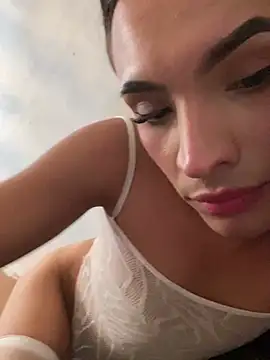 Snapshot of miss_Ari chatting on January 1, 2025, 4:50 am miss Ari online show from January 1, 2025, 4:50 am