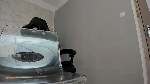 Ivy belle online show from March 15, 2025, 8:58 am