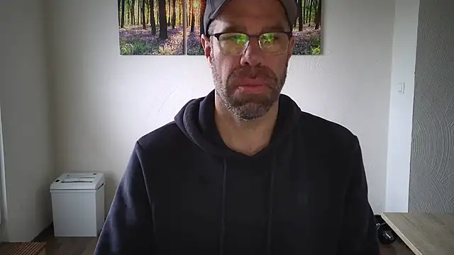 Harry Boldt online show from October 9, 2025, 6:03 am