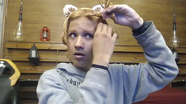 Snapshot of andy_staar chatting on November 24, 2025, 7:25 pm andy staar online show from November 24, 2025, 7:25 pm