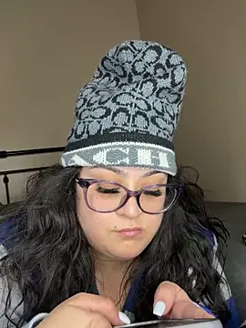 Snapshot of tillymarie34 chatting on December 21, 2025, 11:05 pm tillymarie34 online show from December 21, 2025, 11:05 pm