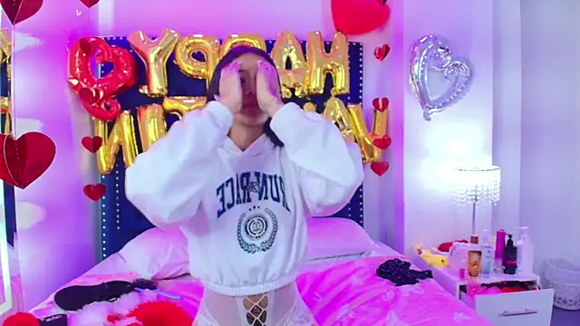 Tifanny noa online show from February 18, 2025, 3:20 pm