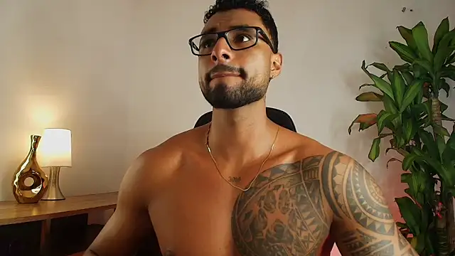 LiamGarcia1 online show from January 8, 2026, 3:56 am