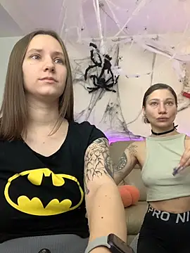 HotCaramellsTV online show from October 30, 2025, 7:39 am