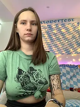 HotCaramellsTV online show from October 3, 2025, 9:44 am