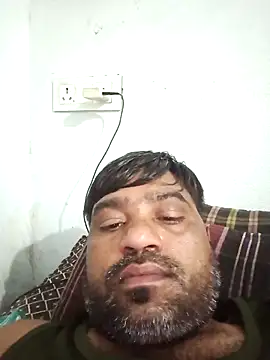 Snapshot of pintuS40 chatting on September 28, 2025, 2:07 am pintuS40 online show from September 28, 2025, 2:07 am