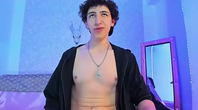 Kerverr  online show from March 7, 2025, 3:07 pm