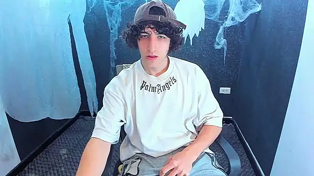 Kerverr  online show from October 30, 2025, 1:31 pm