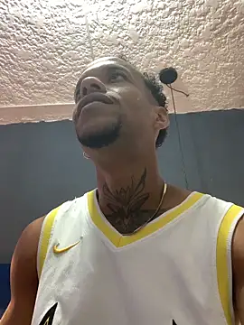 Snapshot of Salomon_koude chatting on November 27, 2025, 4:51 pm Salomon koude online show from November 27, 2025, 4:51 pm