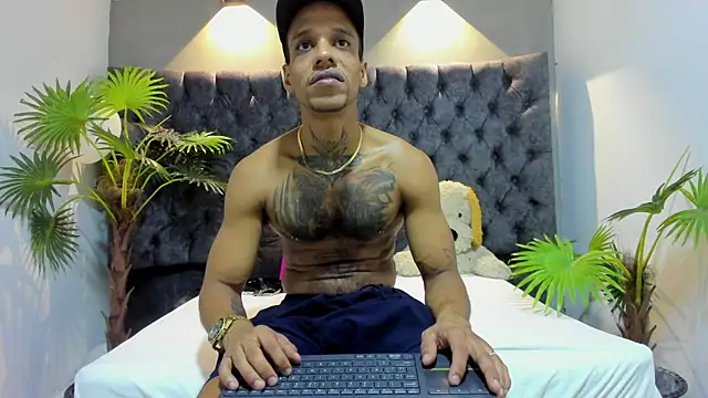 Snapshot of Salomon_koude chatting on May 30, 2026, 2:23 pm Salomon koude online show from May 30, 2026, 2:23 pm
