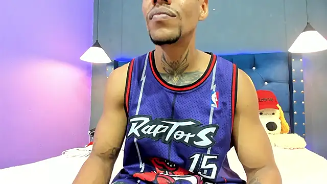 Snapshot of Salomon_koude chatting on November 5, 2025, 7:50 pm Salomon koude online show from November 5, 2025, 7:50 pm