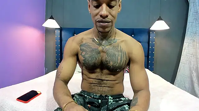 Snapshot of Salomon_koude chatting on October 10, 2025, 7:04 pm Salomon koude online show from October 10, 2025, 7:04 pm