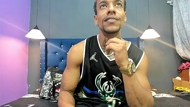 Snapshot of Salomon_koude chatting on September 21, 2025, 8:36 pm Salomon koude online show from September 21, 2025, 8:36 pm